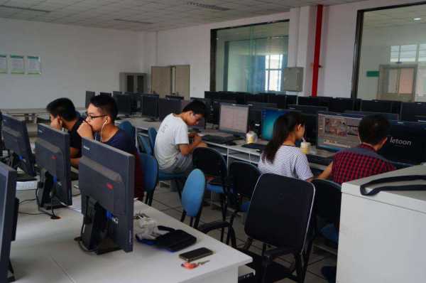 計(jì)算機(jī)多媒體專業(yè)中的軟件設(shè)計(jì)與開(kāi)發(fā)學(xué)習(xí)內(nèi)容